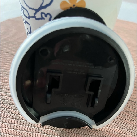 Snoopy Travel Cup Modern Gourmet Foods Stoneware Ceramic - Picture 2 of 10